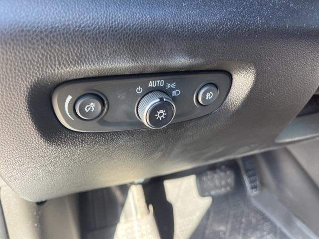 used 2020 Chevrolet Traverse car, priced at $22,990