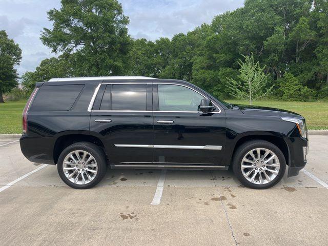 used 2020 Cadillac Escalade car, priced at $39,990