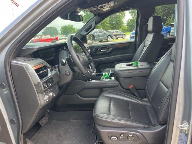 used 2025 GMC Yukon car, priced at $70,490