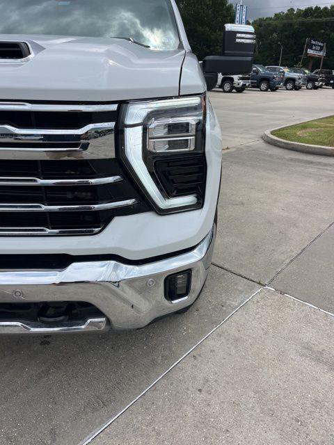used 2025 Chevrolet Silverado 2500 car, priced at $68,490
