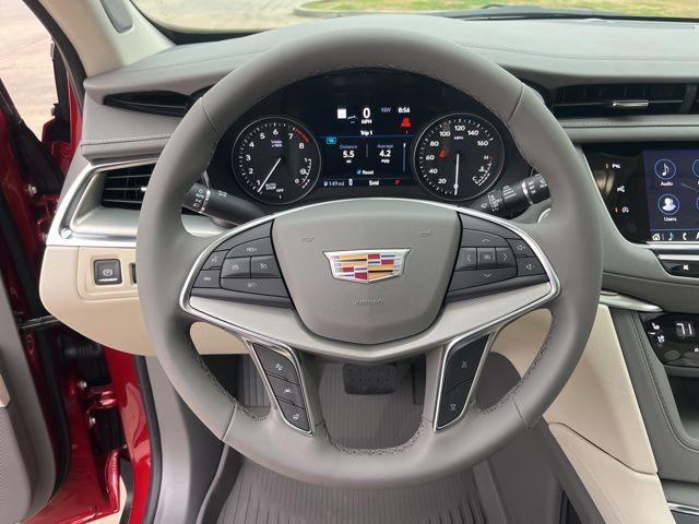 new 2026 Cadillac XT5 car, priced at $60,319