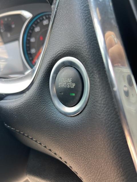 used 2023 Chevrolet Traverse car, priced at $26,490