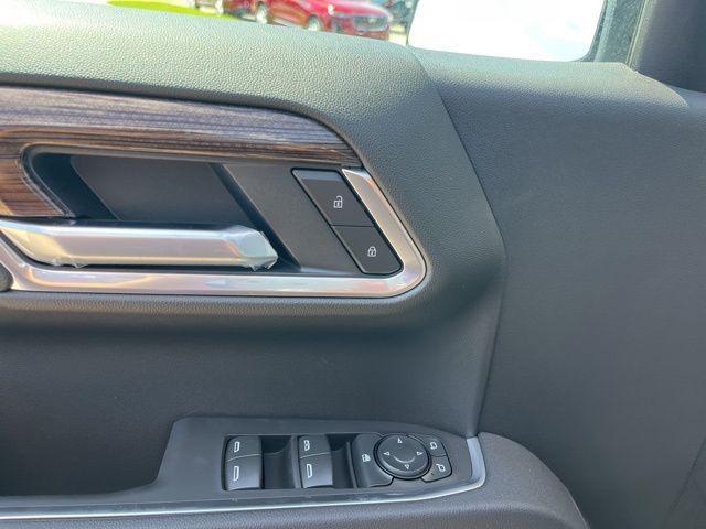new 2026 Chevrolet Silverado 1500 car, priced at $44,020