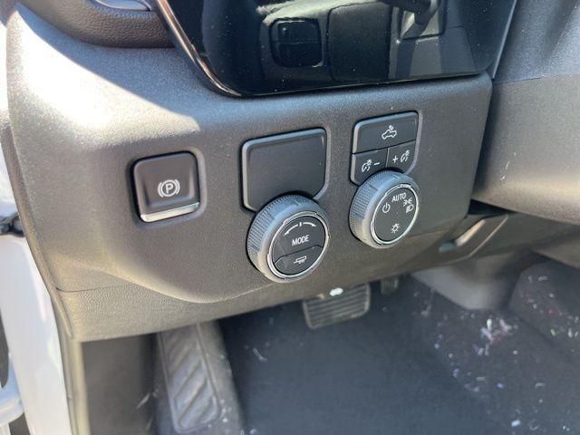 new 2026 Chevrolet Silverado 1500 car, priced at $44,020