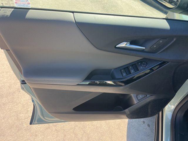 new 2026 Chevrolet Equinox car, priced at $33,154