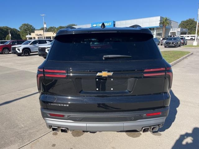 used 2025 Chevrolet Traverse car, priced at $37,990