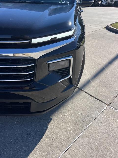 used 2025 Chevrolet Traverse car, priced at $37,990