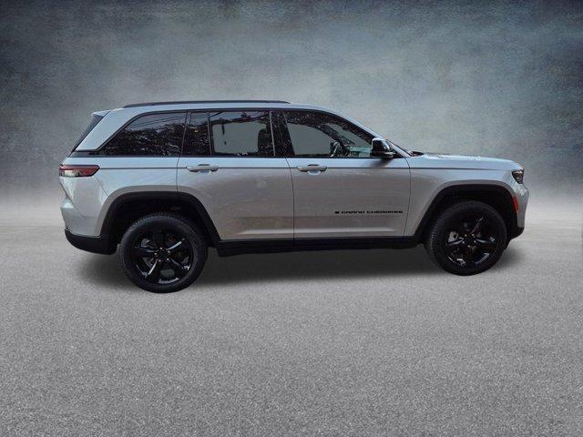 new 2025 Jeep Grand Cherokee car