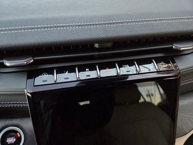 new 2025 Jeep Grand Cherokee car