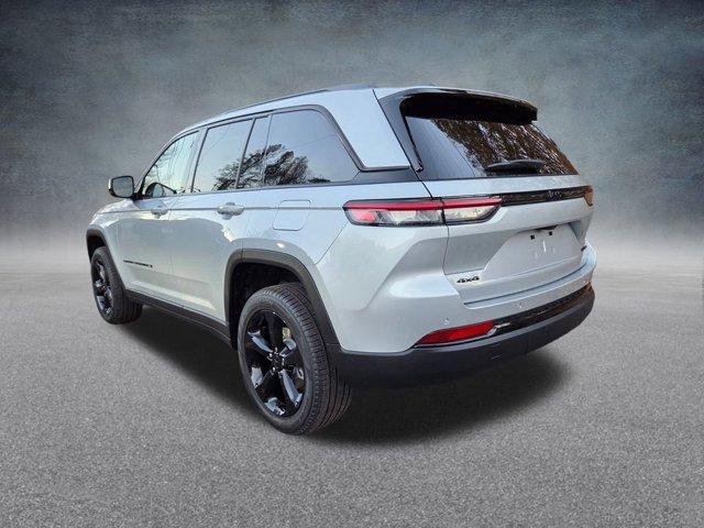 new 2025 Jeep Grand Cherokee car