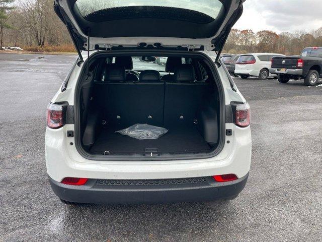 new 2026 Jeep Compass car, priced at $37,080