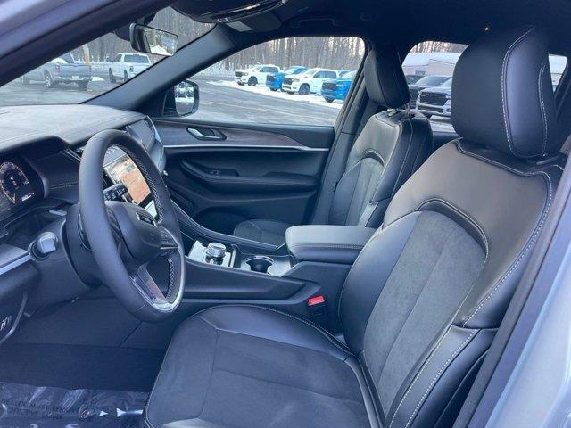 new 2026 Jeep Grand Cherokee car, priced at $47,659