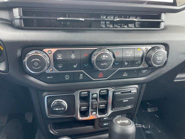 new 2026 Jeep Wrangler car, priced at $53,425