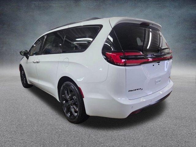 new 2026 Chrysler Pacifica car, priced at $51,955