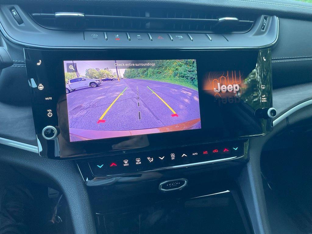 new 2026 Jeep Grand Cherokee L car, priced at $52,238
