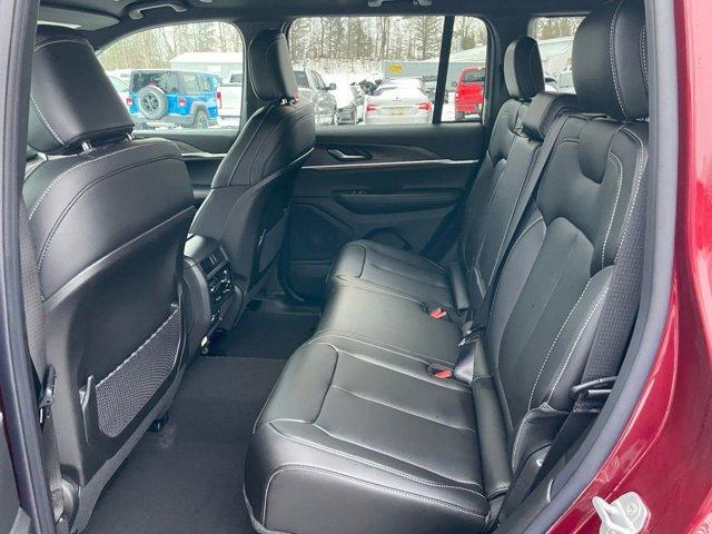 new 2025 Jeep Grand Cherokee car, priced at $50,313