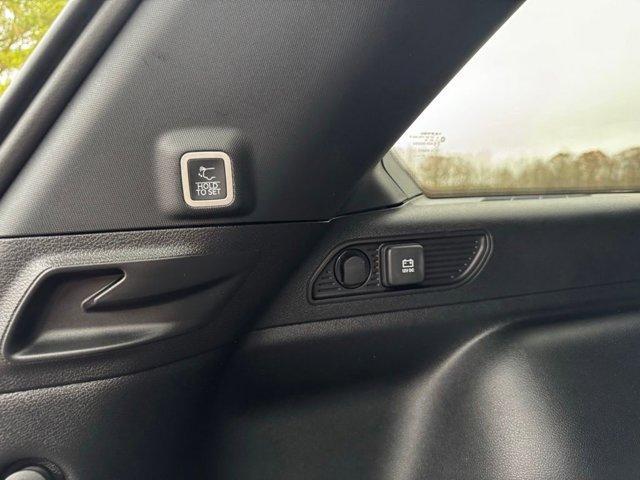 new 2025 Jeep Grand Cherokee car, priced at $48,150