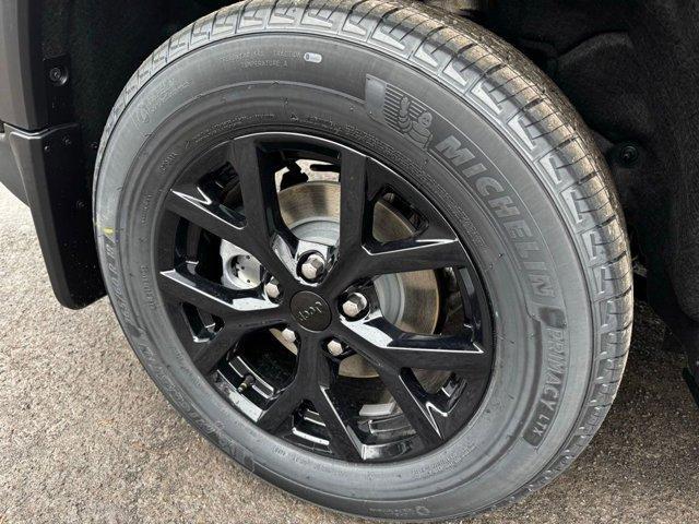 new 2025 Jeep Grand Cherokee car, priced at $48,150