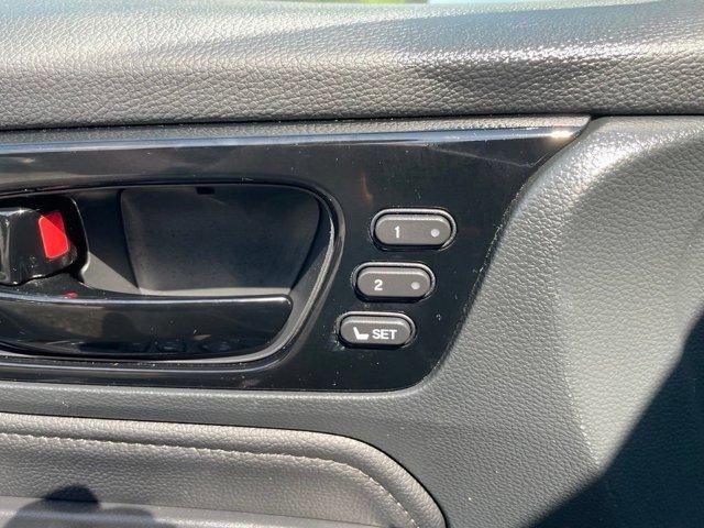 used 2023 Honda Odyssey car, priced at $35,173