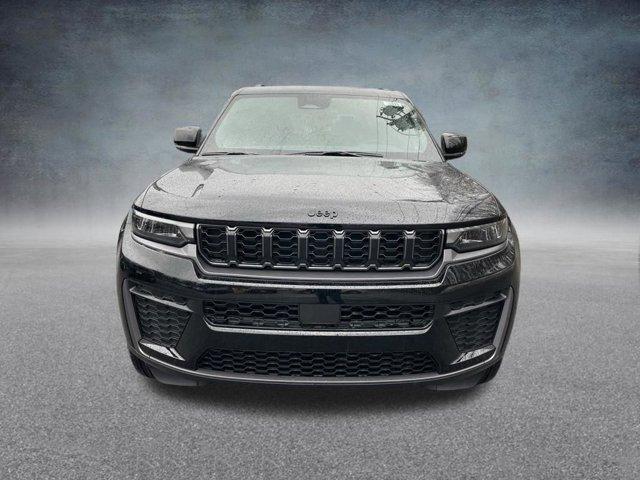 new 2026 Jeep Grand Cherokee car, priced at $48,555