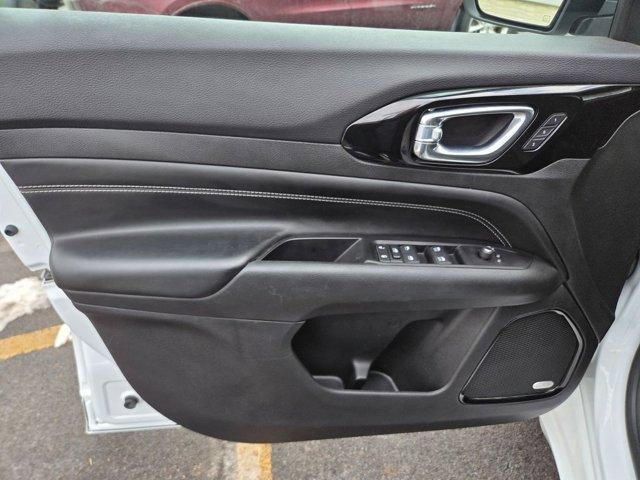 used 2022 Jeep Compass car, priced at $25,201