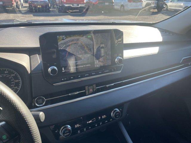 used 2023 Mitsubishi Outlander car, priced at $24,325