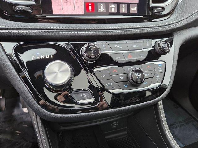 new 2026 Chrysler Pacifica car, priced at $58,455