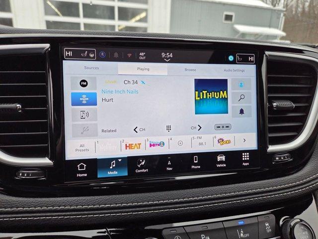 new 2026 Chrysler Pacifica car, priced at $58,455