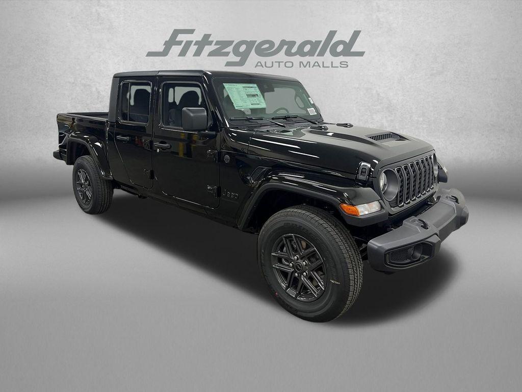 new 2025 Jeep Gladiator car, priced at $43,664
