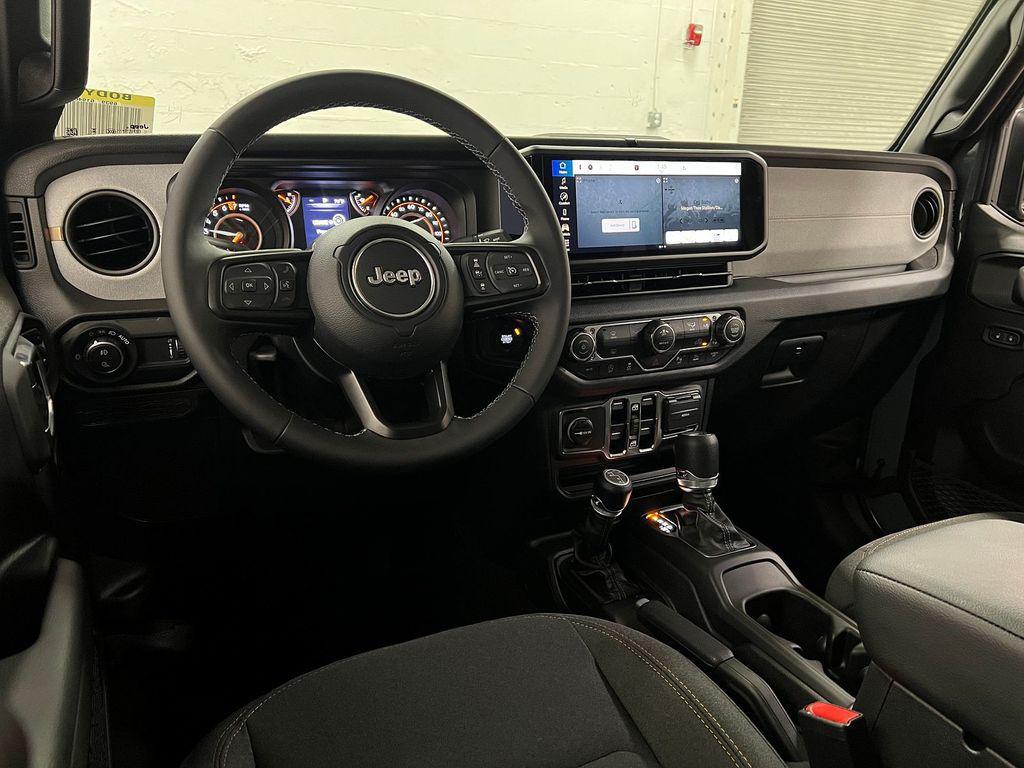 new 2025 Jeep Gladiator car, priced at $43,664