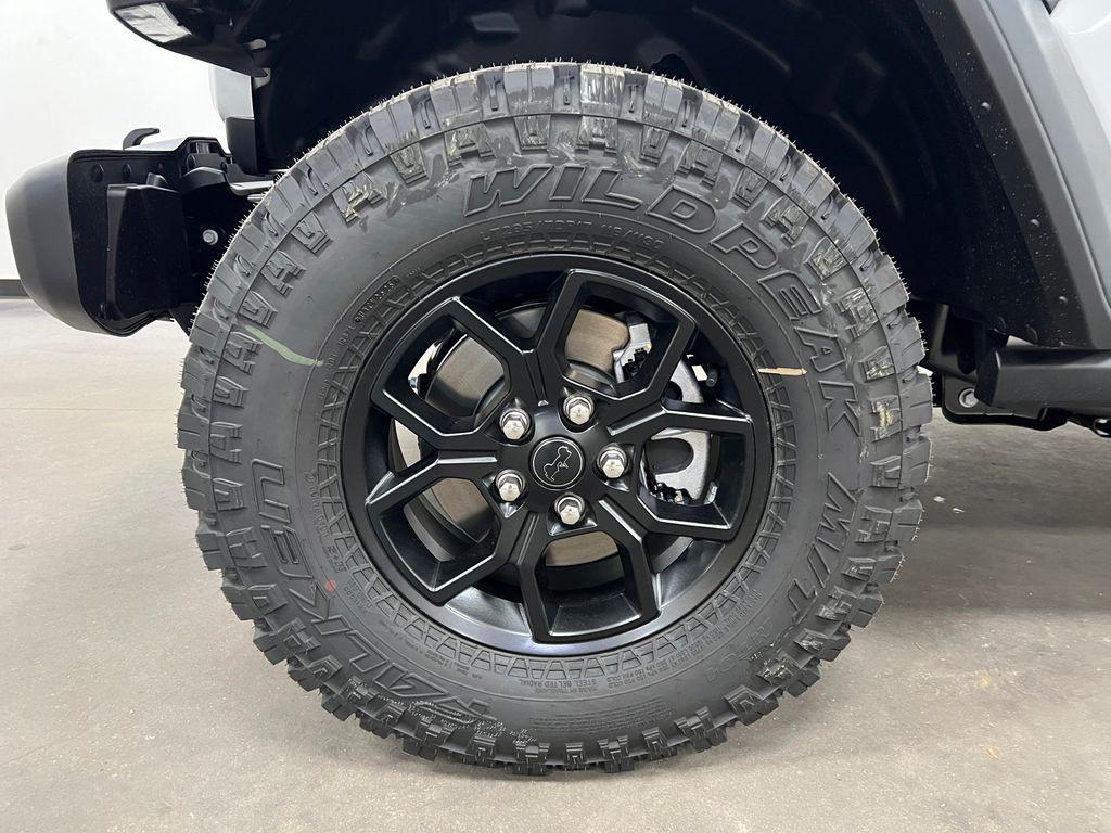 new 2026 Jeep Wrangler car, priced at $45,631