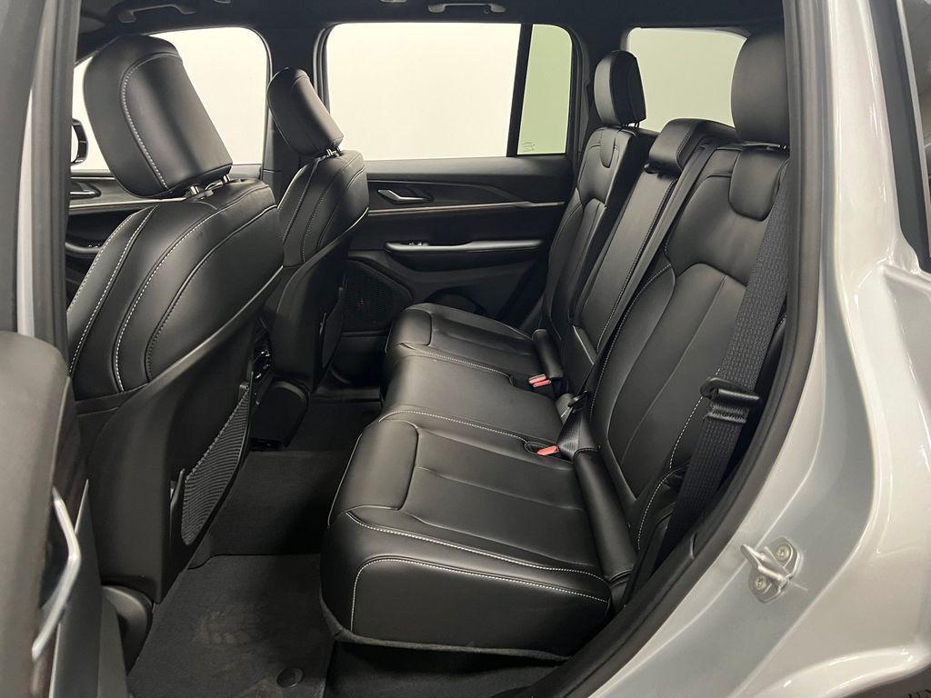 new 2025 Jeep Grand Cherokee car, priced at $47,350