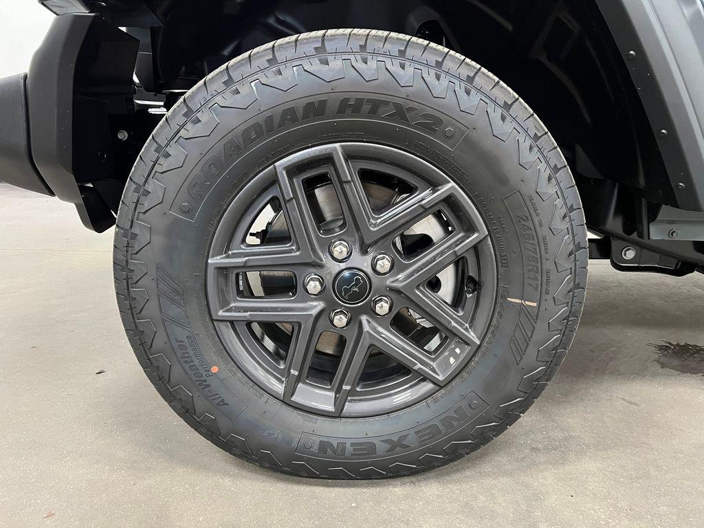 new 2025 Jeep Wrangler car, priced at $41,597