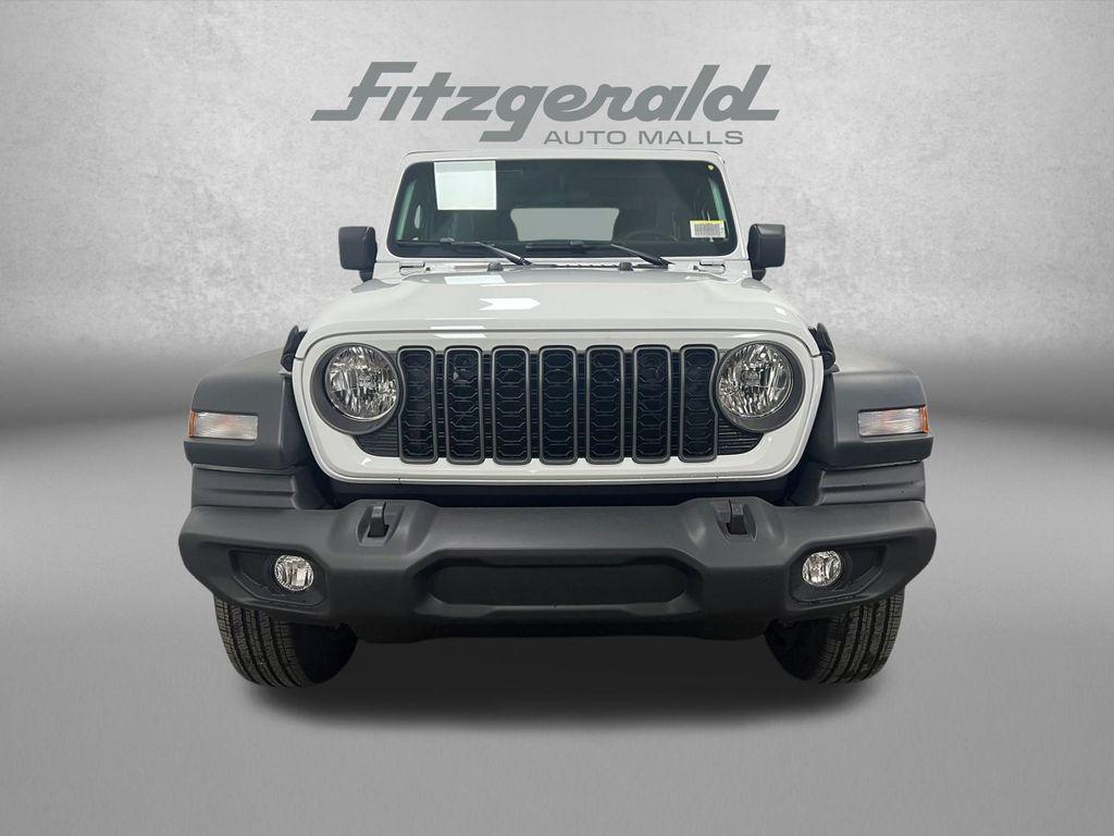 new 2026 Jeep Wrangler car, priced at $38,679