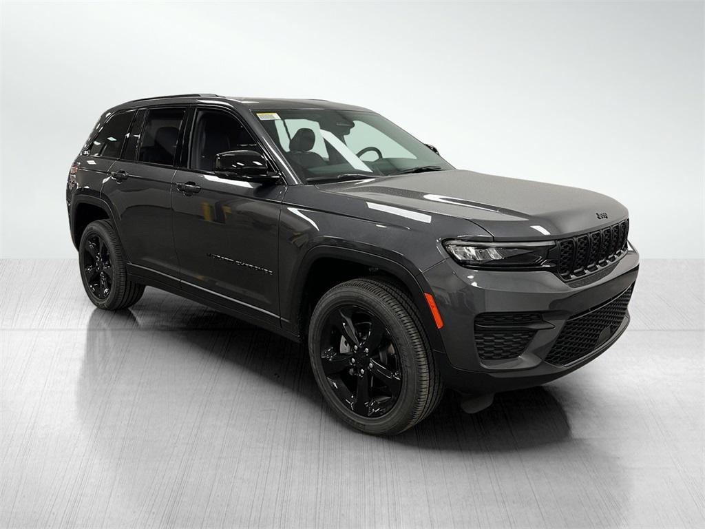 new 2025 Jeep Grand Cherokee car, priced at $42,866