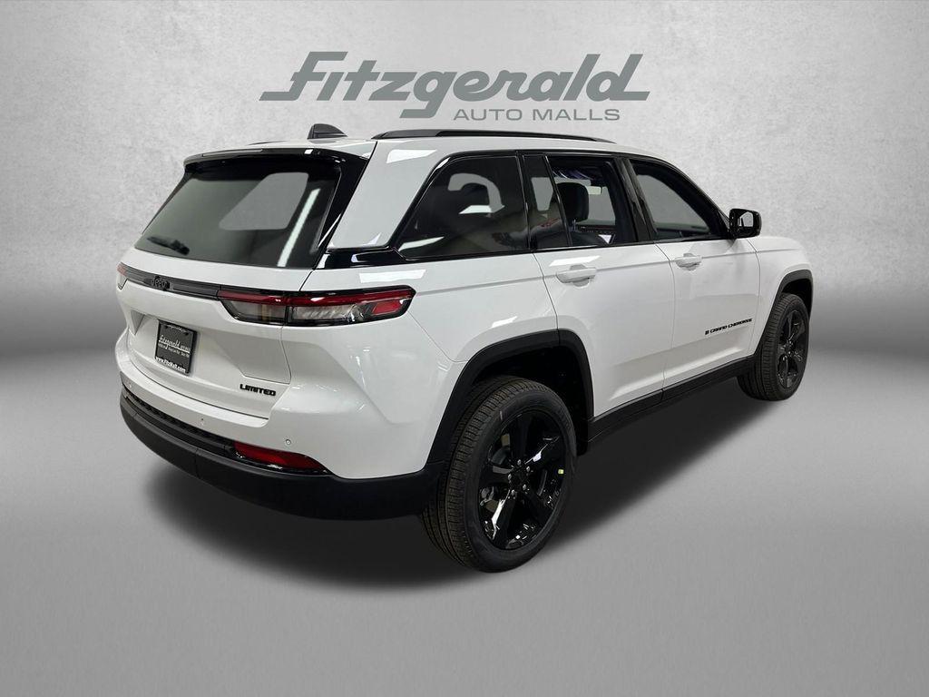 new 2025 Jeep Grand Cherokee car, priced at $43,323