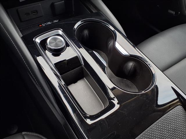 used 2025 Buick Envision car, priced at $27,495