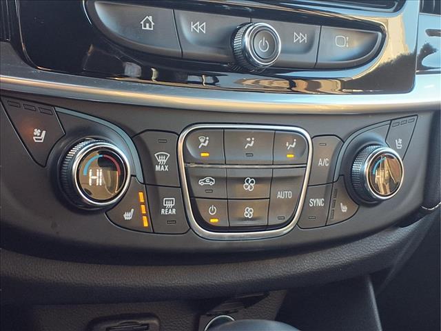 used 2022 Chevrolet Traverse car, priced at $28,398