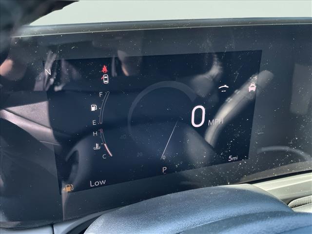 new 2025 Buick Envista car, priced at $26,588