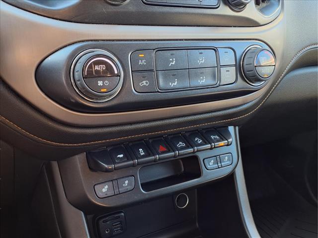 used 2022 GMC Canyon car, priced at $32,999