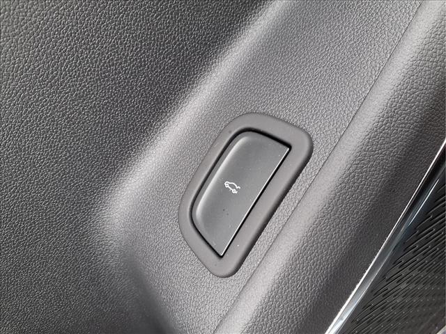 new 2027 Chevrolet Traverse car, priced at $58,172