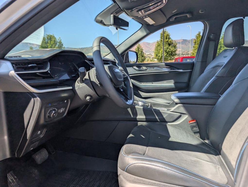 used 2024 Jeep Grand Cherokee 4xe car, priced at $35,290