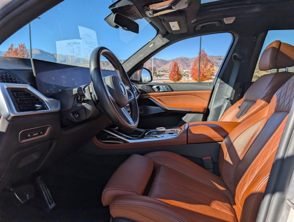 used 2024 BMW X7 car, priced at $76,290