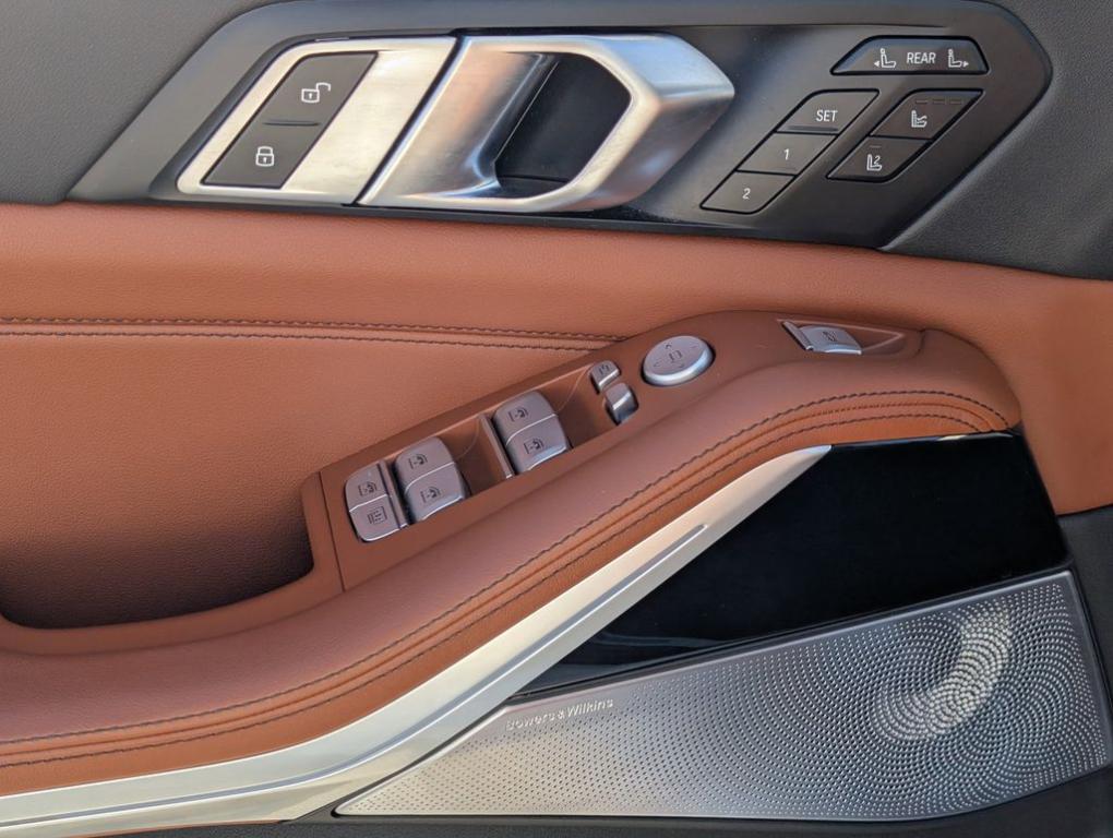 used 2024 BMW X7 car, priced at $76,290