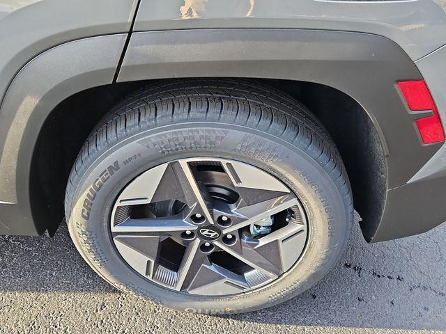 new 2026 Hyundai Tucson car, priced at $32,000