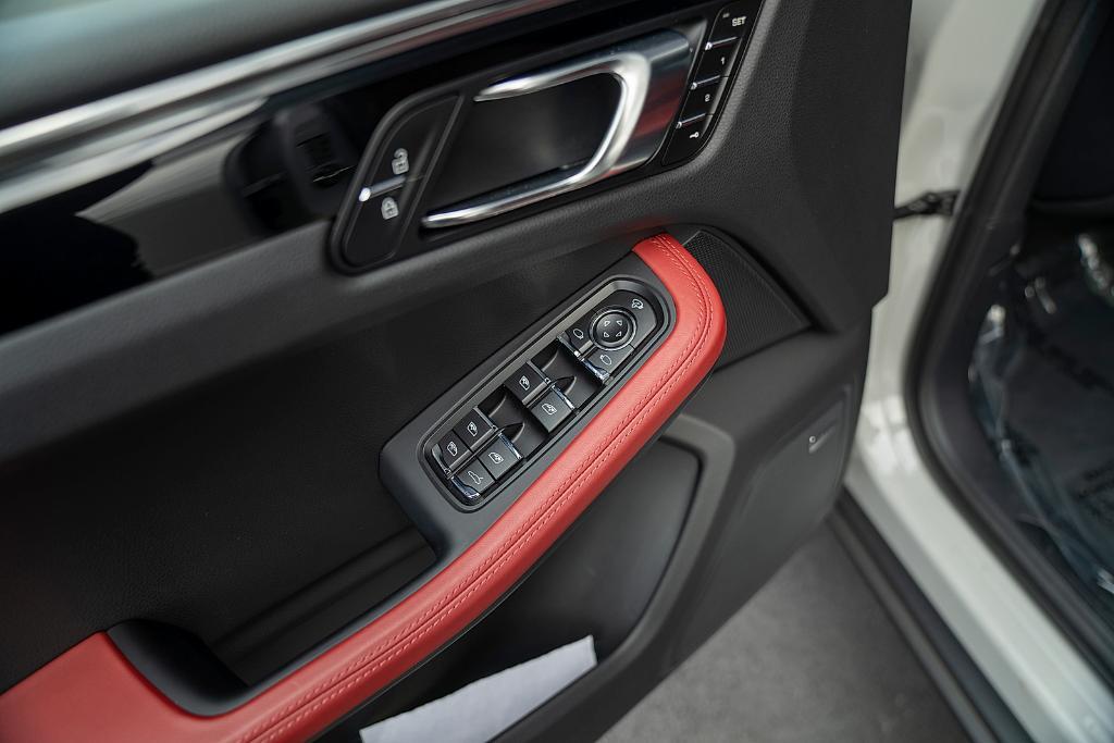 used 2025 Porsche Macan car, priced at $68,900