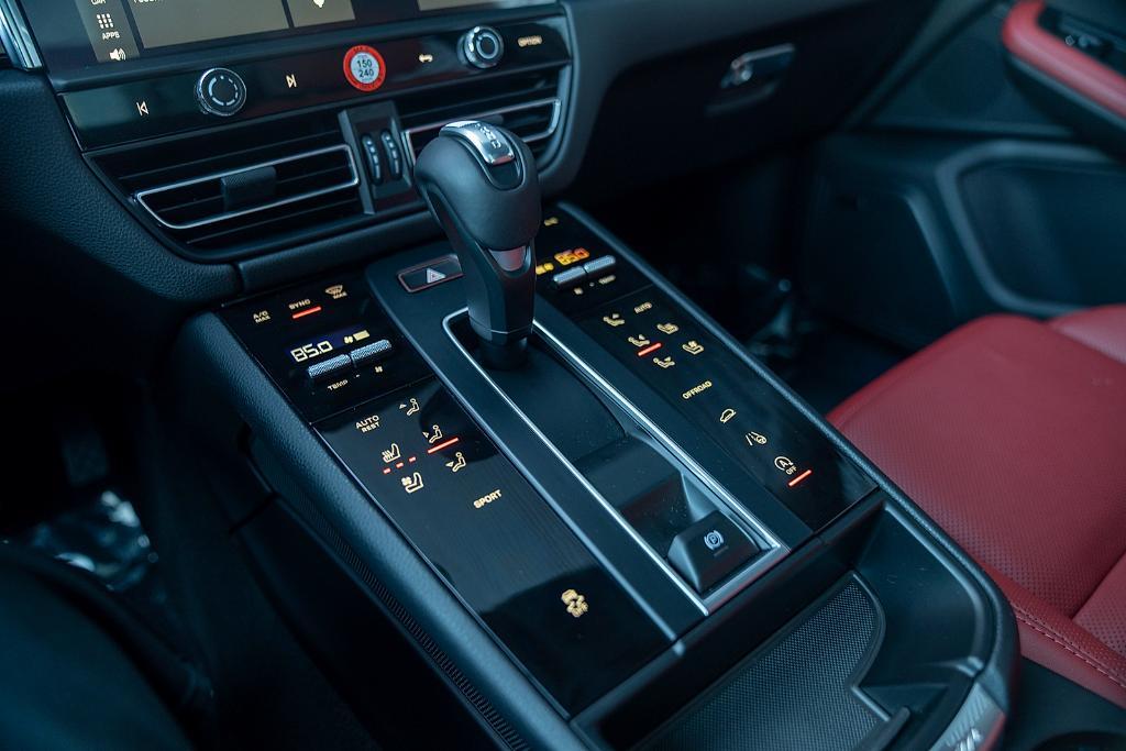 used 2025 Porsche Macan car, priced at $66,900