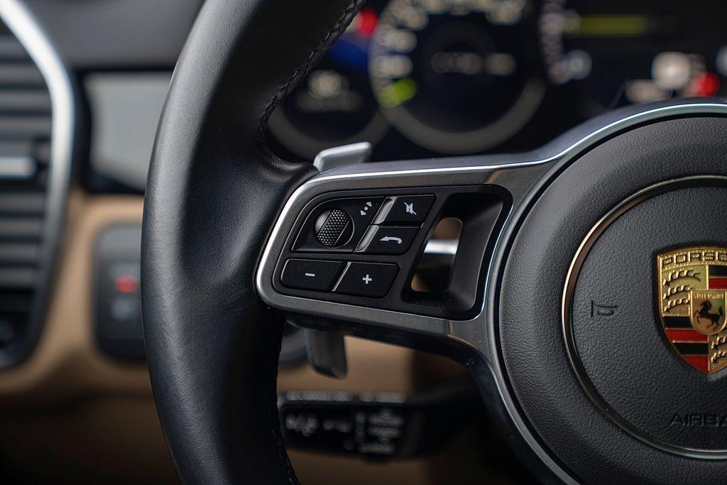 used 2022 Porsche Cayenne car, priced at $72,900