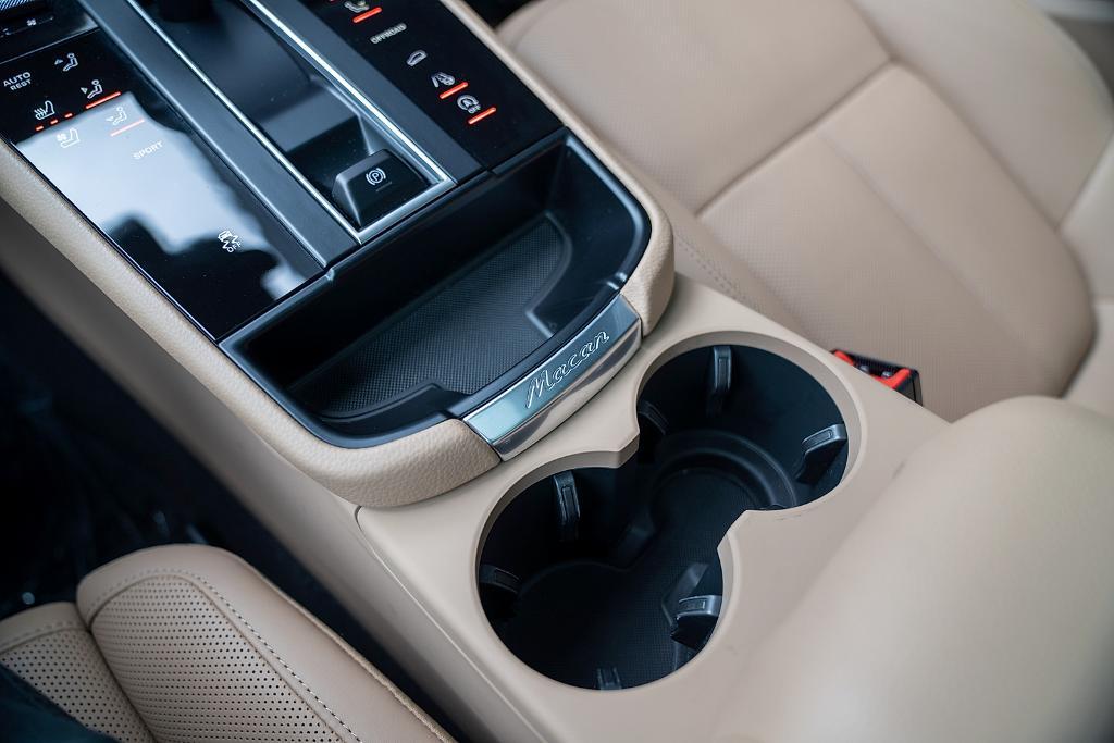 used 2026 Porsche Macan car, priced at $66,900