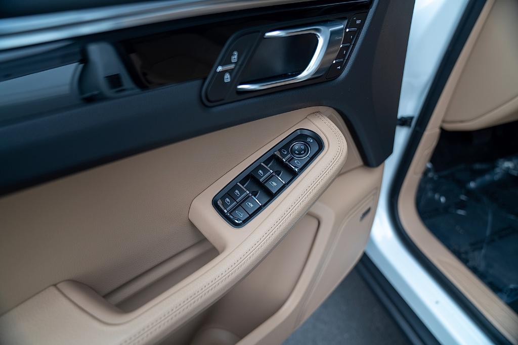 used 2026 Porsche Macan car, priced at $66,900
